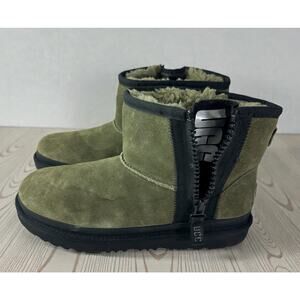 UGG Kids Classic Ultra Mini Side Zip Boots Olive Green Suede Sheepskin Size 6